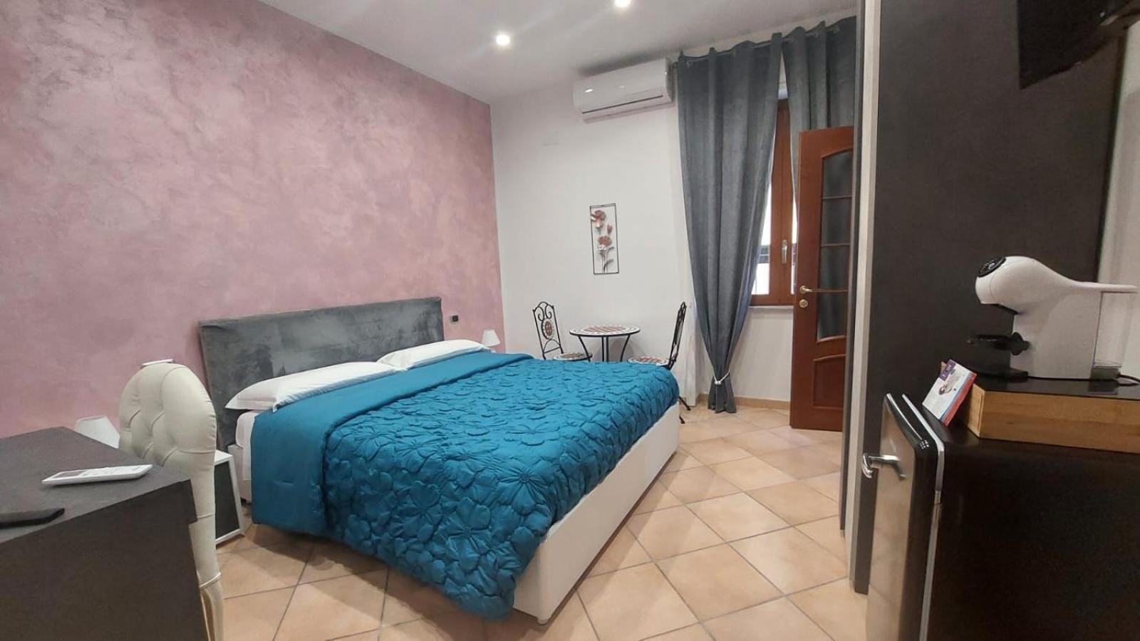 Catherine'S House Σαλέρνο Εξωτερικό φωτογραφία