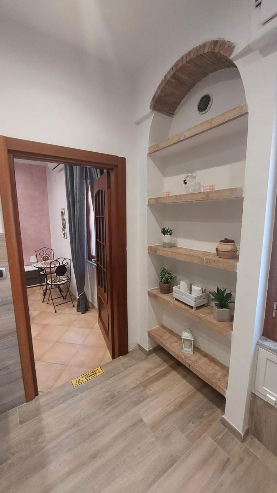 Catherine'S House Σαλέρνο Εξωτερικό φωτογραφία